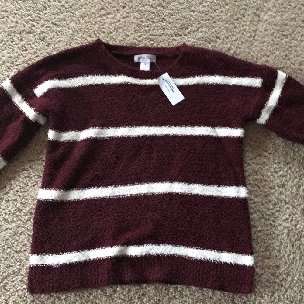 Girls sweater size XL new with tags